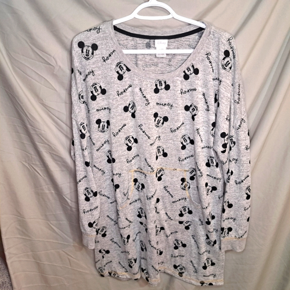 ⚡️2 For $15⚡️Gray Disney Mickey Mouse Nightgown size xl